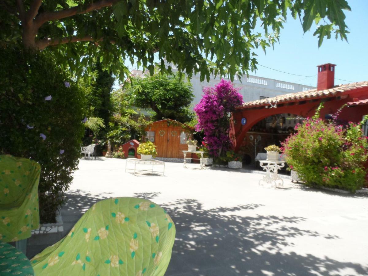 Casa con jardín frente Playa de Burriana Exterior foto